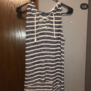 navy blue & white lace tank✨